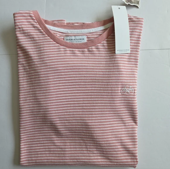 Striped Pink Crewneck Slim Fit T-Shirt - Picture 3 of 9